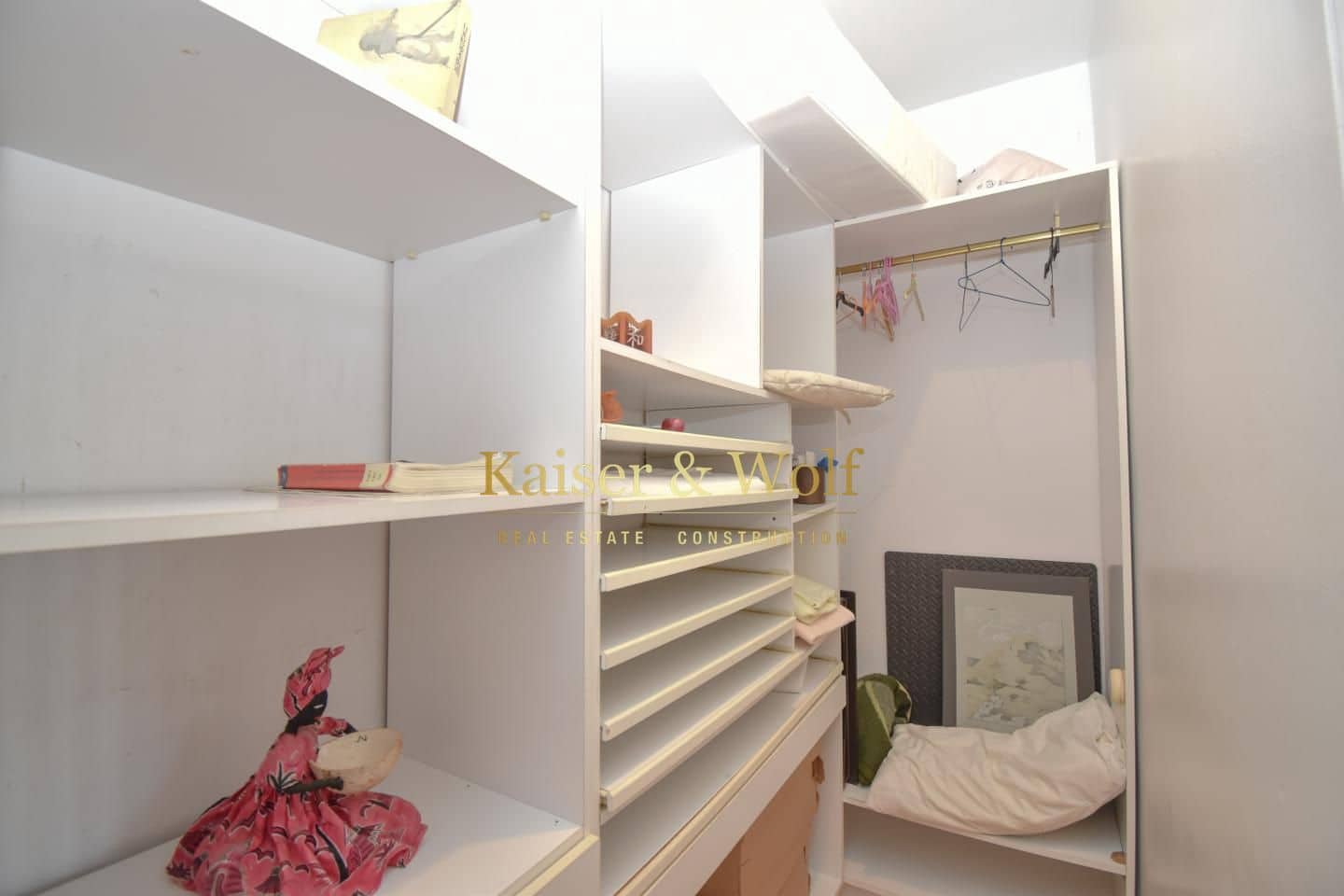 5 soveværelse Villa til salg i La Hoya med swimmingpool garage - € 520.000 (Ref: 9000760)