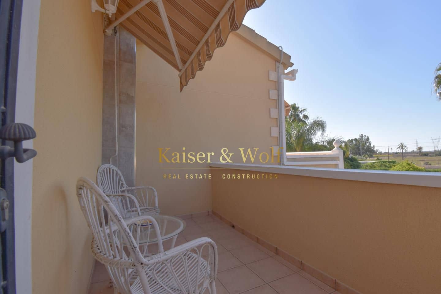 5 soveværelse Villa til salg i La Hoya med swimmingpool garage - € 520.000 (Ref: 9000760)