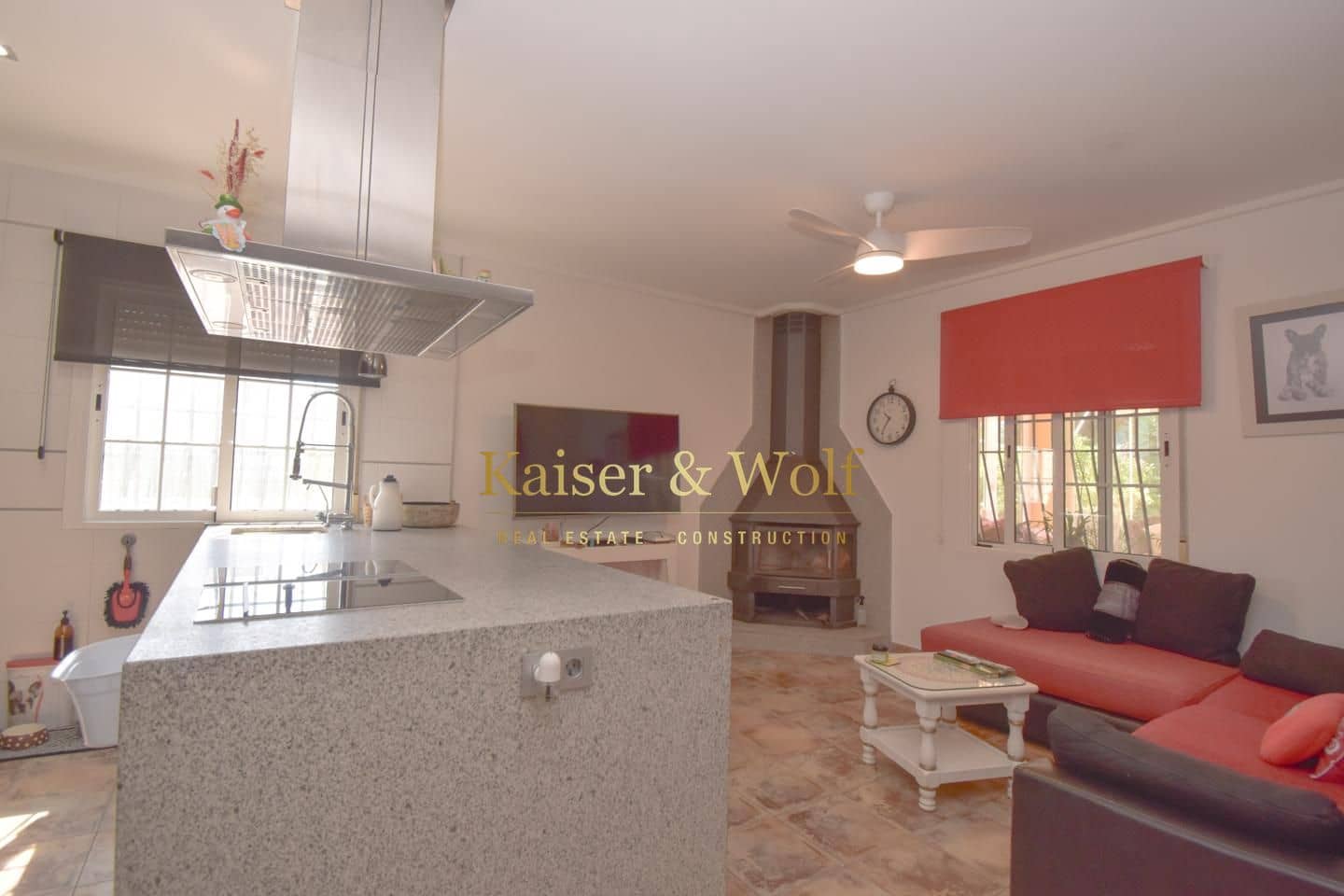 5 soveværelse Villa til salg i La Hoya med swimmingpool garage - € 520.000 (Ref: 9000760)