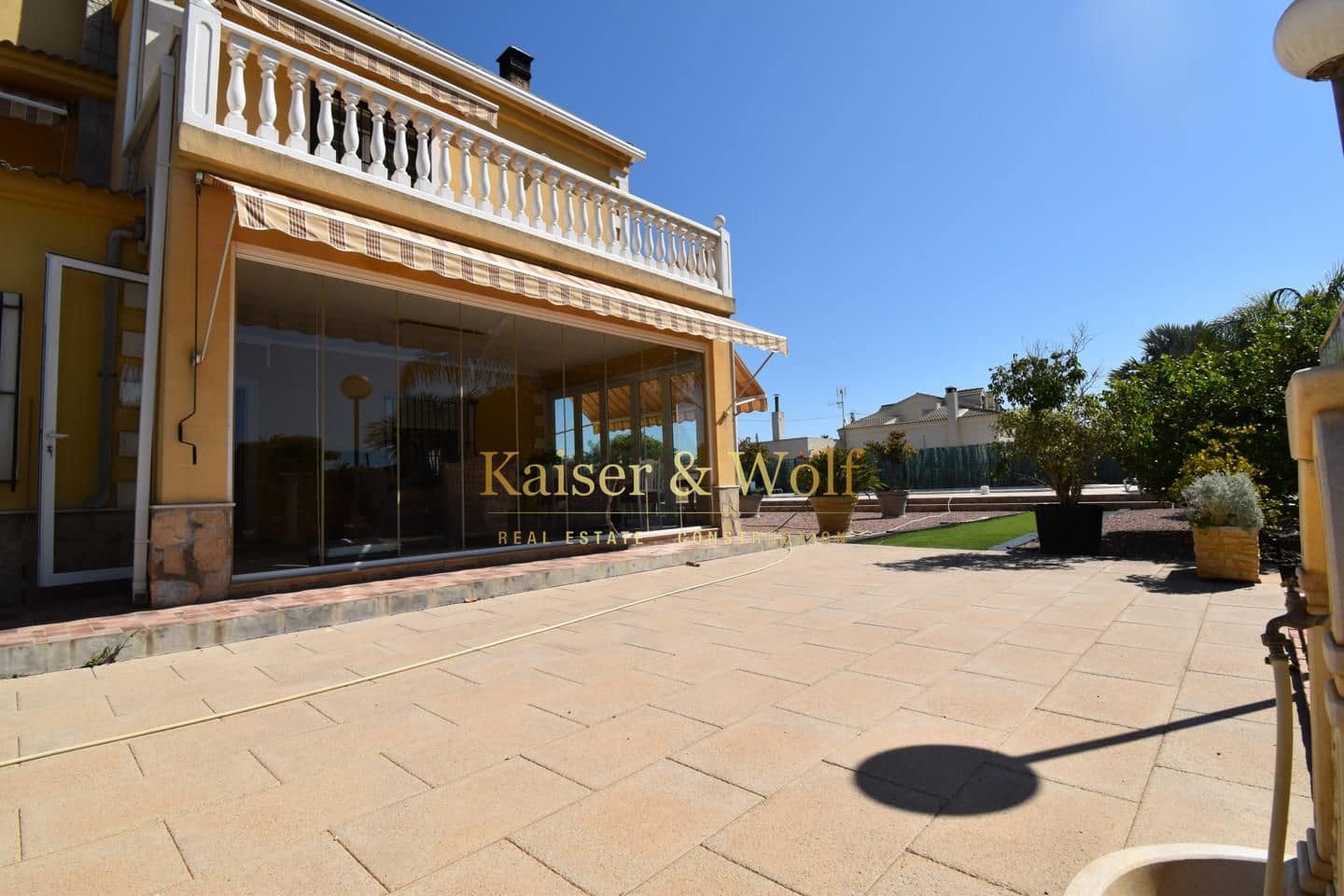 5 soveværelse Villa til salg i La Hoya med swimmingpool garage - € 520.000 (Ref: 9000760)