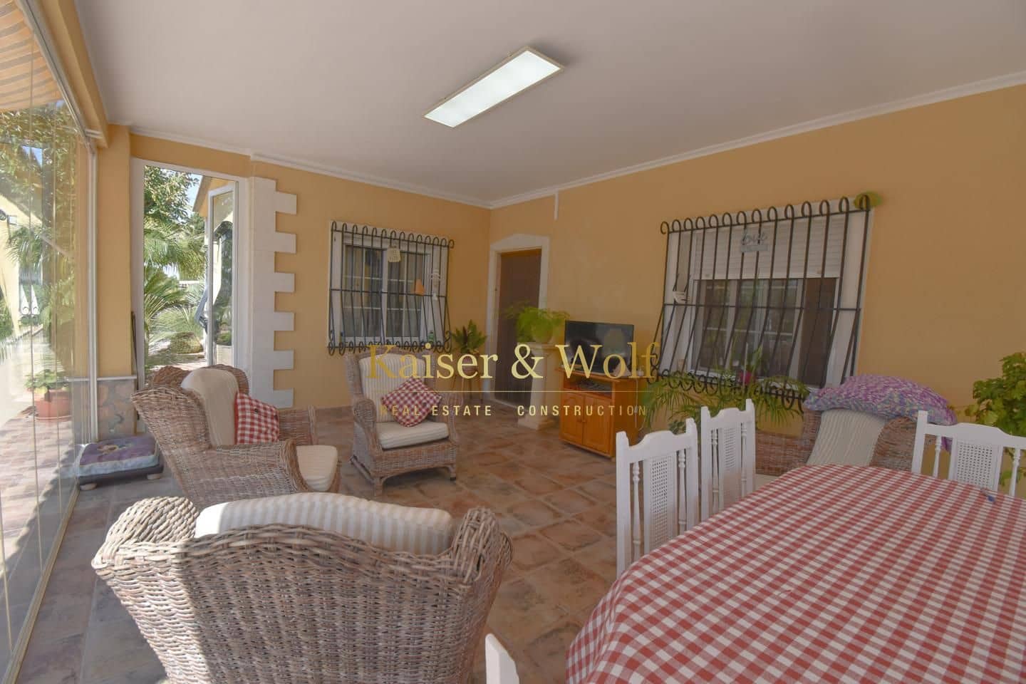 5 soveværelse Villa til salg i La Hoya med swimmingpool garage - € 520.000 (Ref: 9000760)