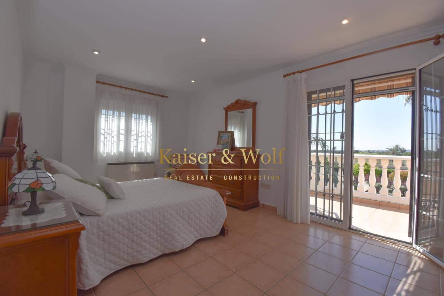 5 soveværelse Villa til salg i La Hoya med swimmingpool garage - € 520.000 (Ref: 9000760)