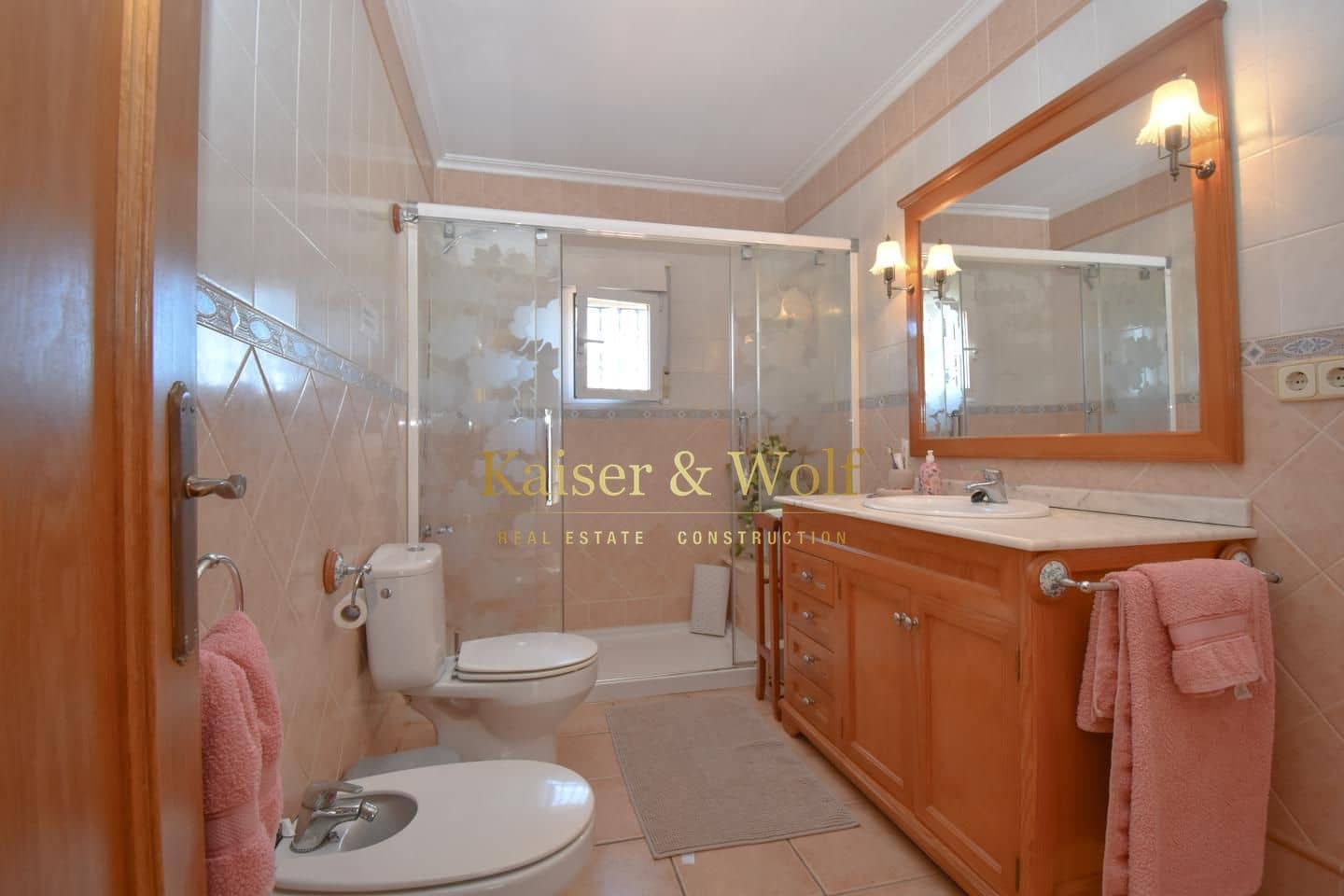 5 soveværelse Villa til salg i La Hoya med swimmingpool garage - € 520.000 (Ref: 9000760)