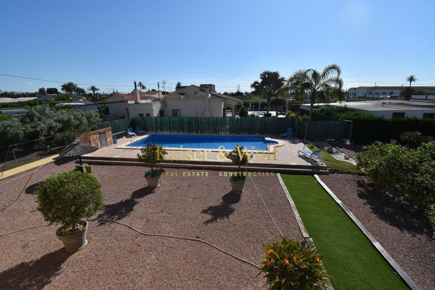 5 soveværelse Villa til salg i La Hoya med swimmingpool garage - € 520.000 (Ref: 9000760)