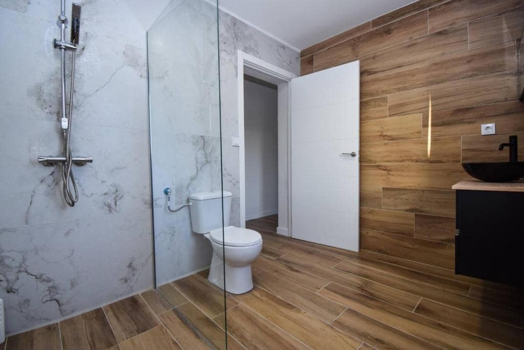 4 soveværelse Villa til leje i Elche / Elx med swimmingpool - € 2.100 (Ref: 9060066)