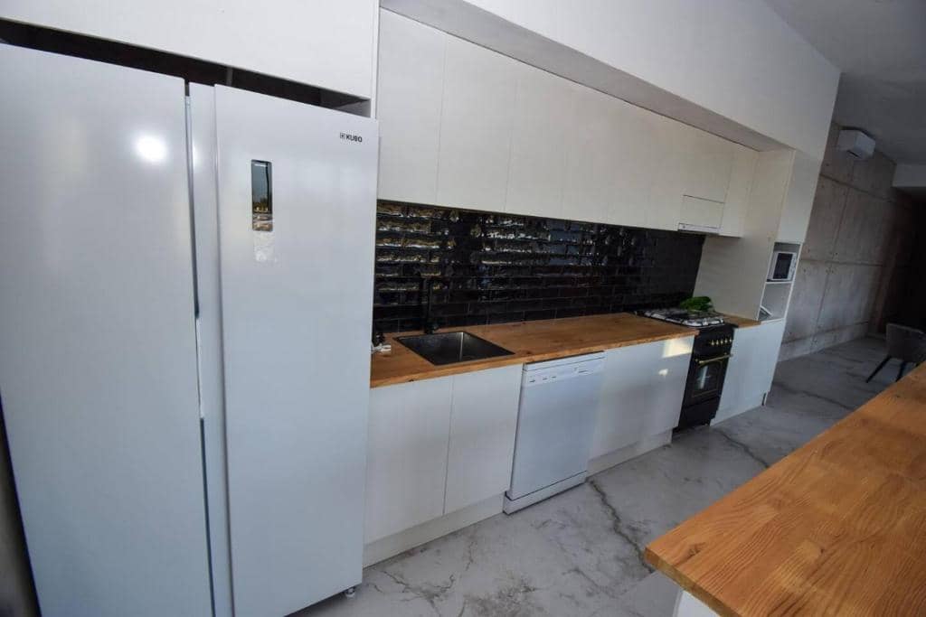 4 soveværelse Villa til leje i Elche / Elx med swimmingpool - € 2.100 (Ref: 9060066)