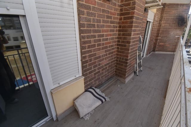 4 sypialnia Mieszkanie na sprzedaż w El Altet, Elche / Elx - 210 000 € (Ref: 9088236)