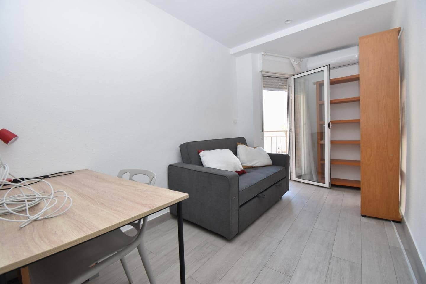 4 sypialnia Mieszkanie na sprzedaż w El Altet - 210 000 € (Ref: 9088236)