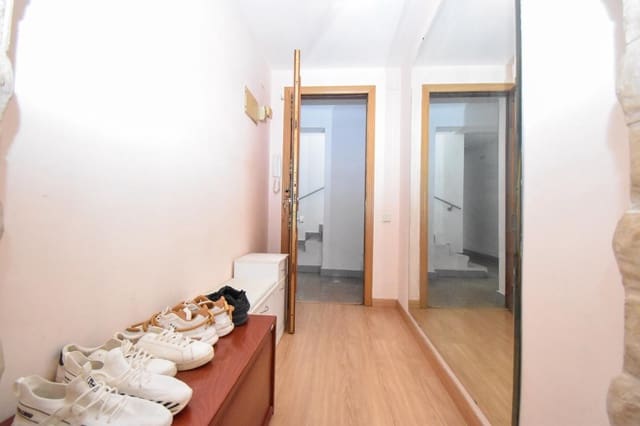 2 slaapkamer Flat te koop in Virgen del Remedio - Parque lo Morant, Alicante stad - € 120.000 (Ref: 9144514)