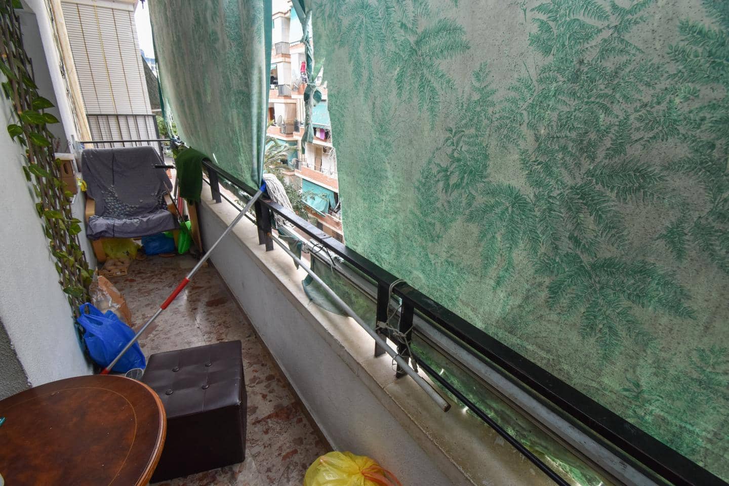 2 soveværelse Lejlighed til salg i Alicante by - € 120.000 (Ref: 9144514)