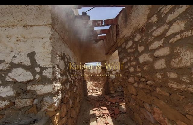 6 bedroom Finca/Country House for sale in Crevillente / Crevillent - € 180,000 (Ref: 9150957)