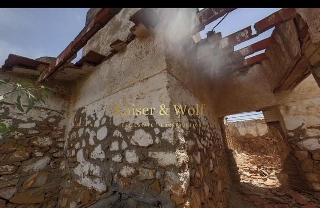 6 bedroom Finca/Country House for sale in Crevillente / Crevillent - € 180,000 (Ref: 9150957)