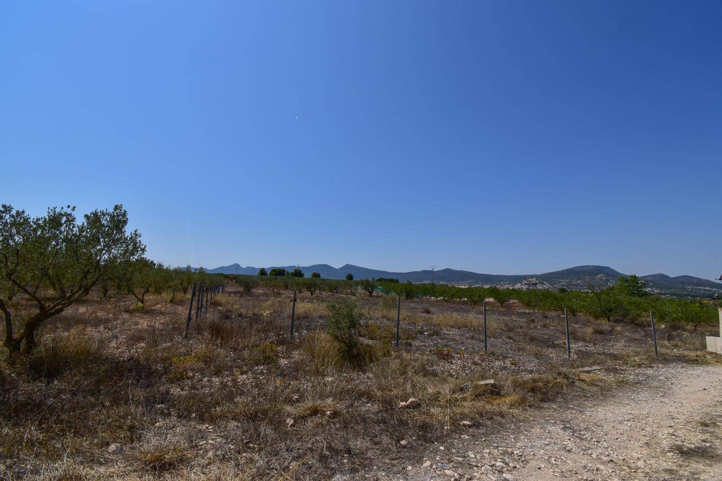 3 sypialnia Finka/Dom wiejski na sprzedaż w Onil z basenem - 478 000 € (Ref: 9161693)