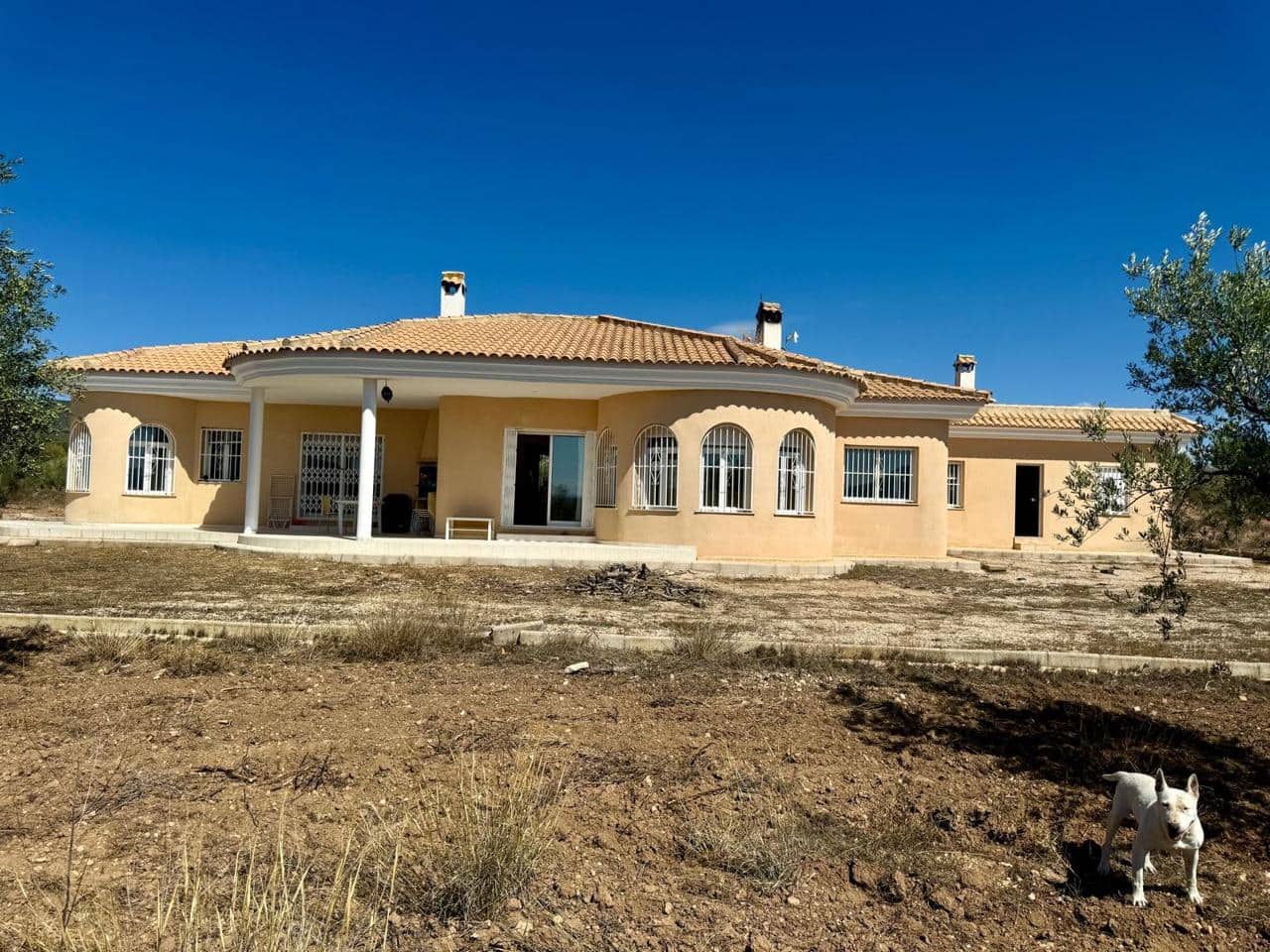 3 sypialnia Finka/Dom wiejski na sprzedaż w Onil z basenem - 478 000 € (Ref: 9161693)