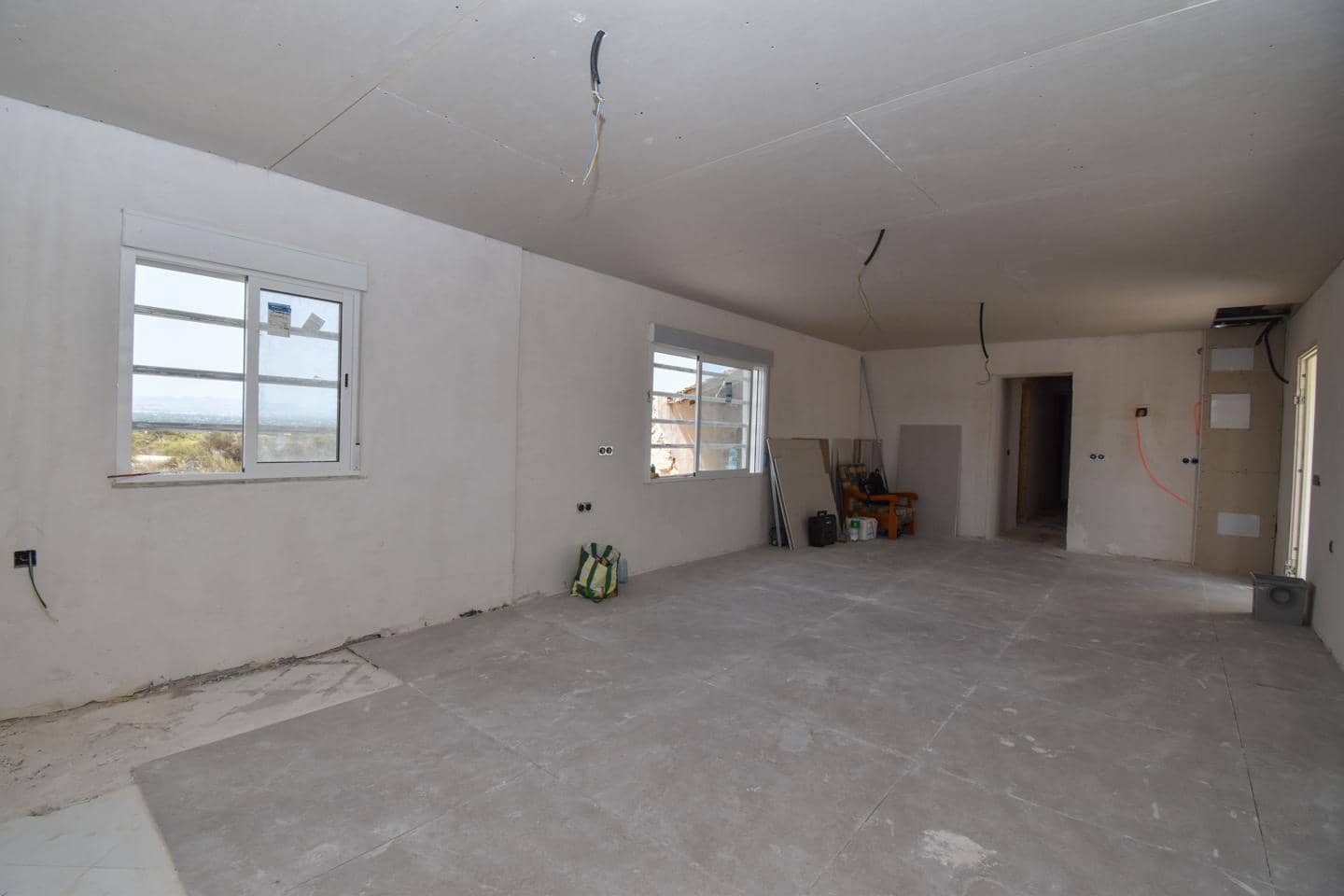 4 soveværelse Finca/Landehus til salg i Elche / Elx med swimmingpool garage - € 279.000 (Ref: 9164832)