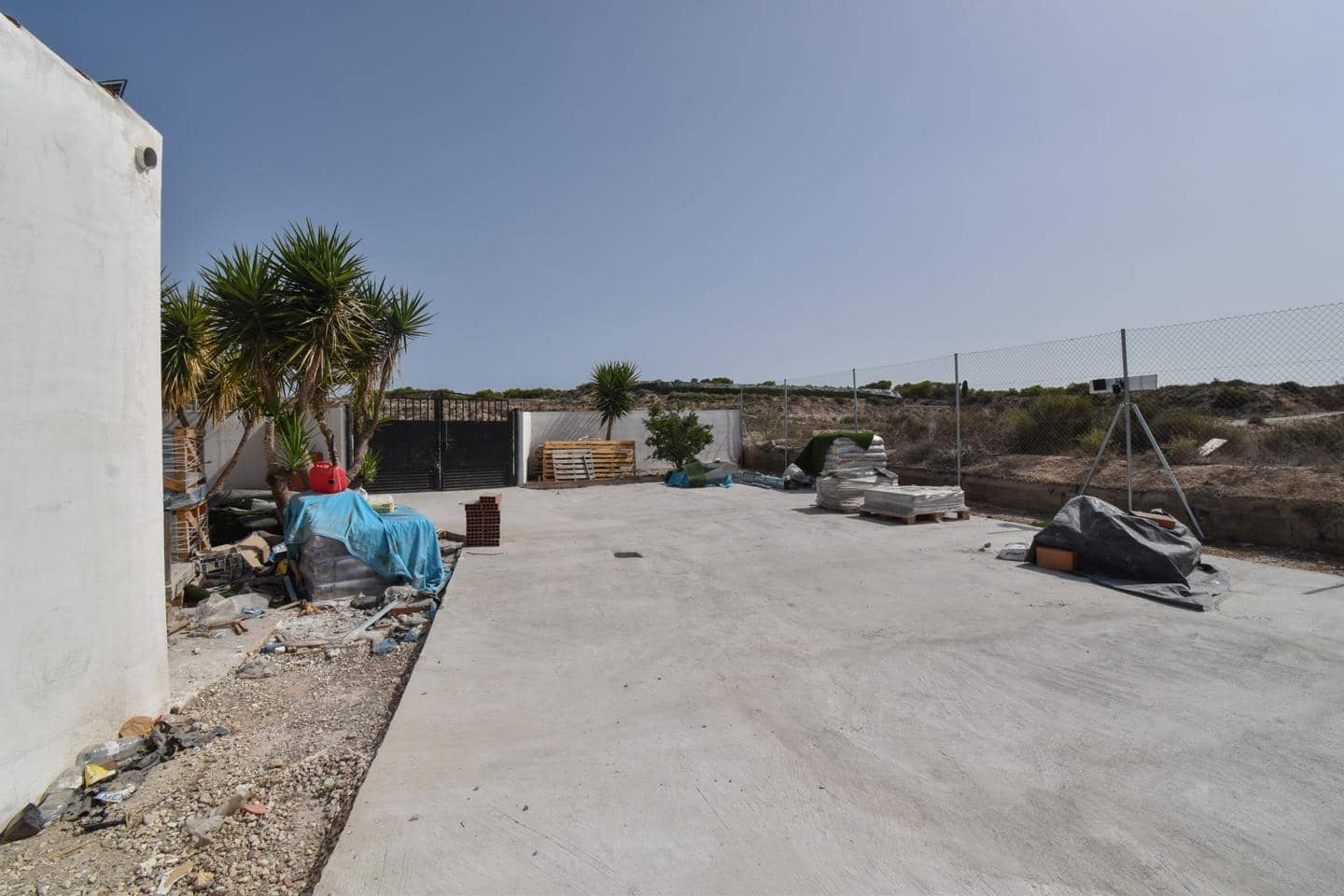 4 soveværelse Finca/Landehus til salg i Elche / Elx med swimmingpool garage - € 279.000 (Ref: 9164832)