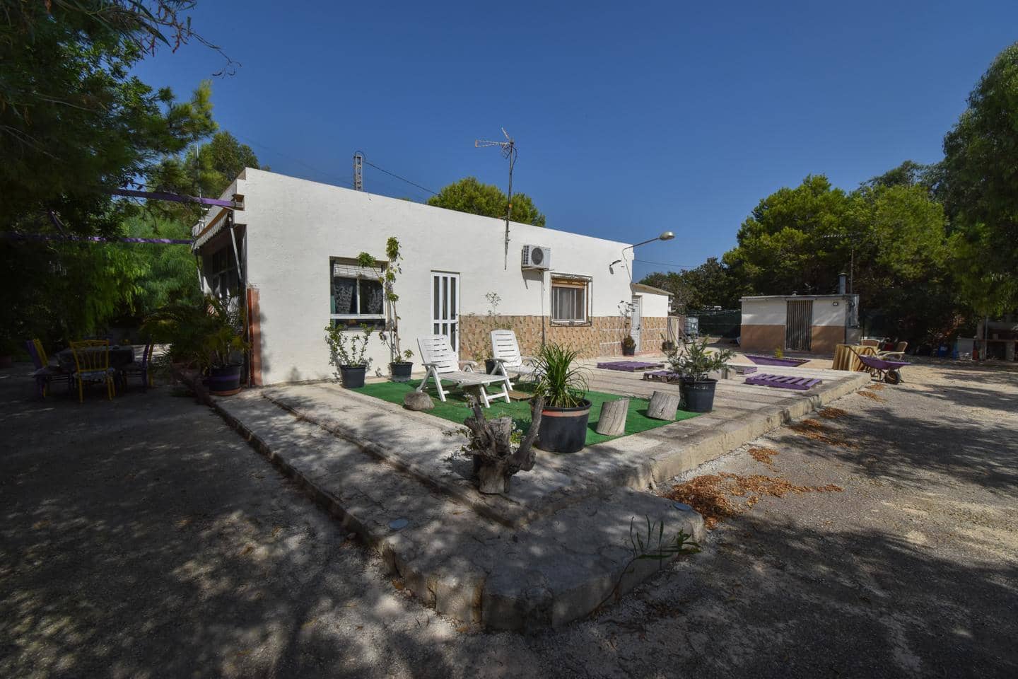 2 soveværelse Finca/Landehus til salg i Daimes med swimmingpool garage - € 189.900 (Ref: 9164833)