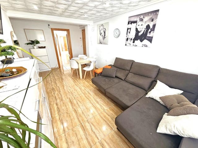 Piso de 4 habitaciones en Calas Santiago Bernabéu, Santa Pola en alquiler - 900 € (Ref: 9184538)
