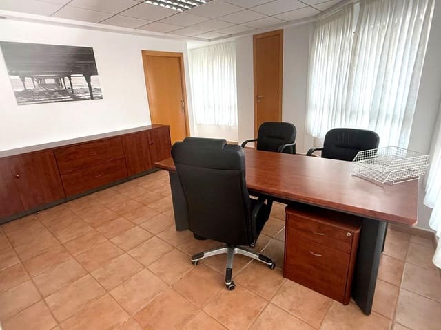 Kontor att hyra i Centro, Santa Pola - 350 € (Ref: 9205310)