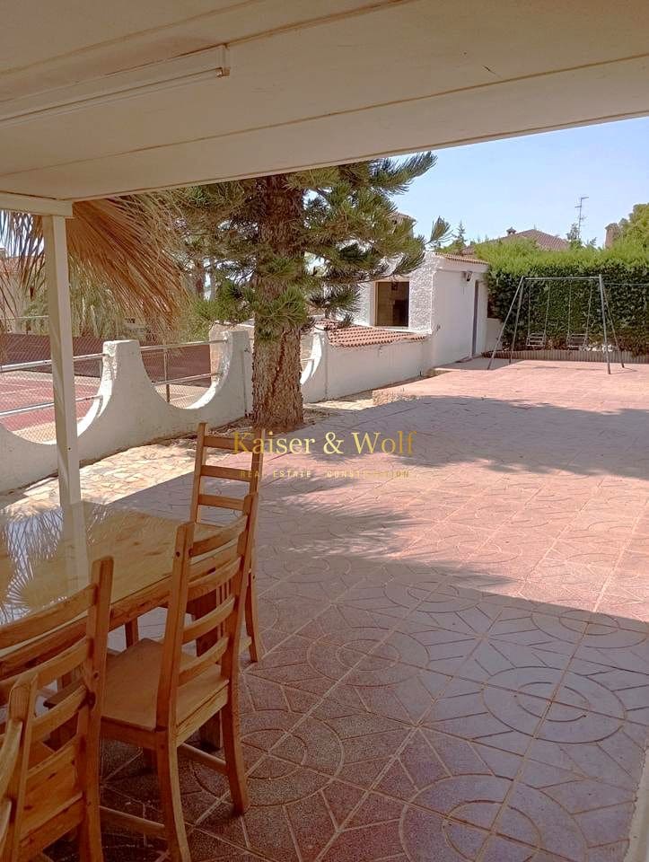 6 soveværelse Villa til salg i Elche / Elx med swimmingpool - € 460.000 (Ref: 9231828)