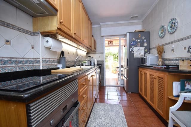 Chalet de 3 habitaciones en Norte, Santa Pola en venta con piscina garaje - 295.000 € (Ref: 9237858)