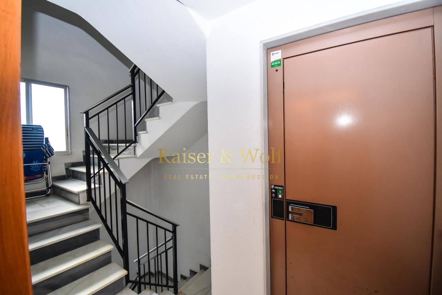 4 bedroom Flat for sale in Santa Pola with garage - € 318,000 (Ref: 9245423)