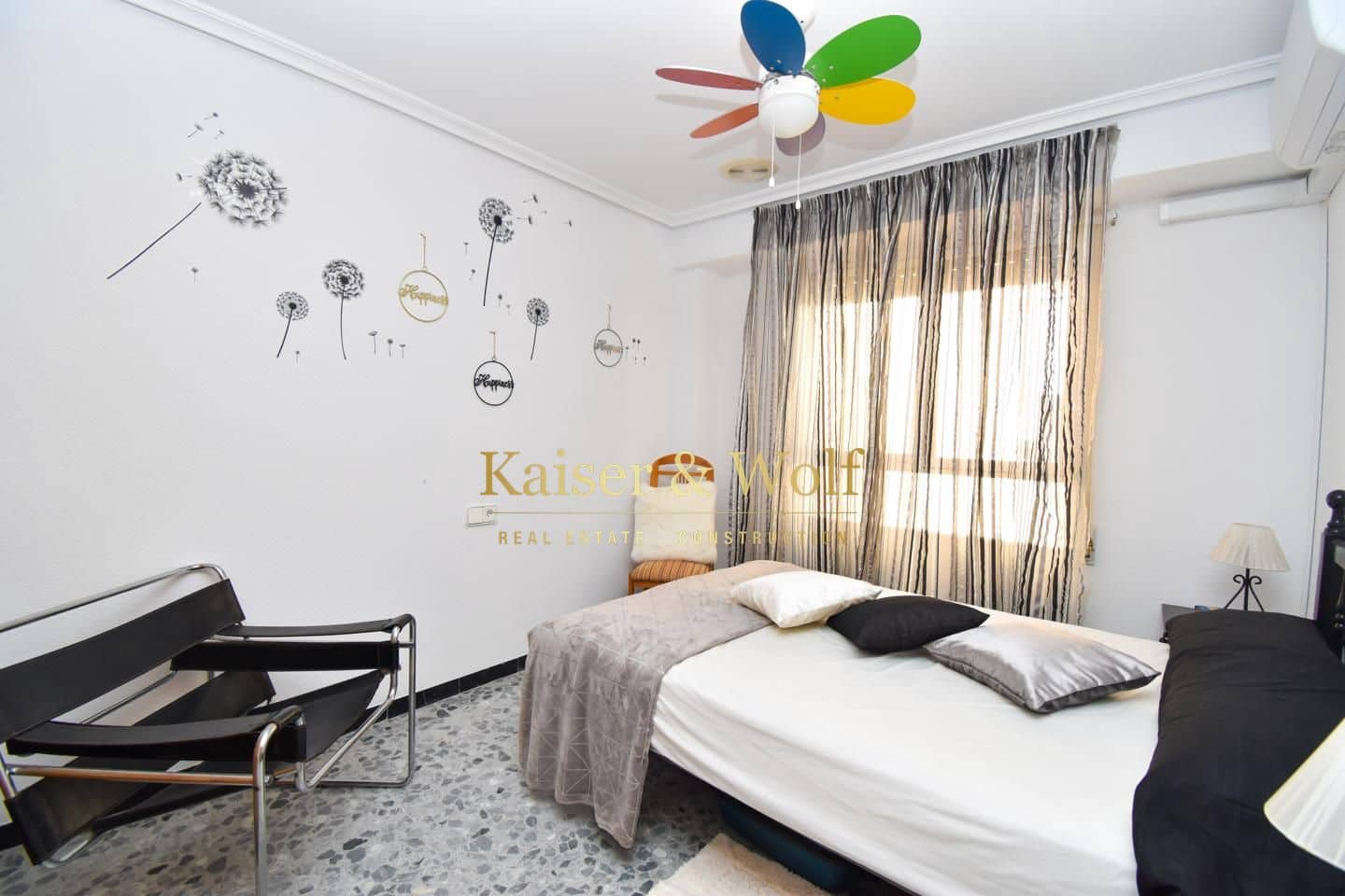 4 bedroom Flat for sale in Santa Pola with garage - € 318,000 (Ref: 9245423)