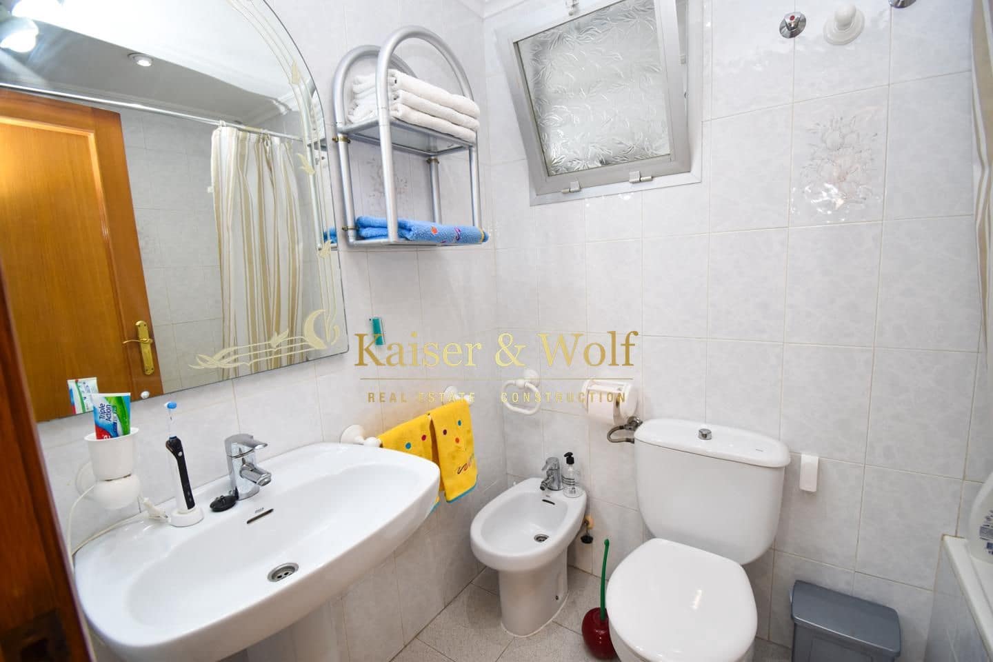 4 bedroom Flat for sale in Santa Pola with garage - € 318,000 (Ref: 9245423)