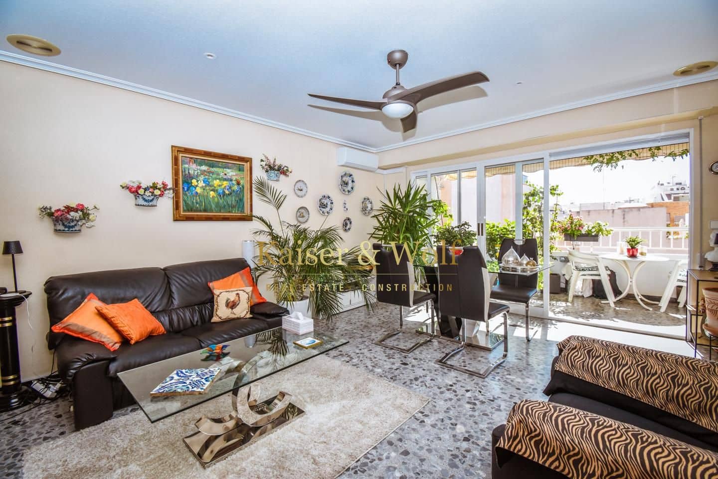 4 bedroom Flat for sale in Santa Pola with garage - € 318,000 (Ref: 9245423)