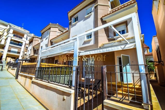 3 soveværelse Bungalow til salg i Calas Santiago Bernabéu, Santa Pola med swimmingpool garage - € 410.000 (Ref: 9271765)