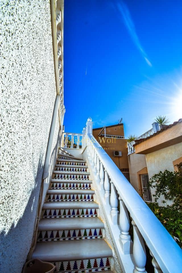 2 chambre Villa/Maison à vendre à Ciudad Quesada avec piscine garage - 207 000 € (Ref: 9271766)