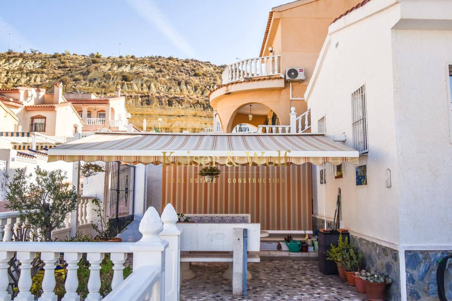 2 chambre Villa/Maison à vendre à Ciudad Quesada avec piscine garage - 207 000 € (Ref: 9271766)