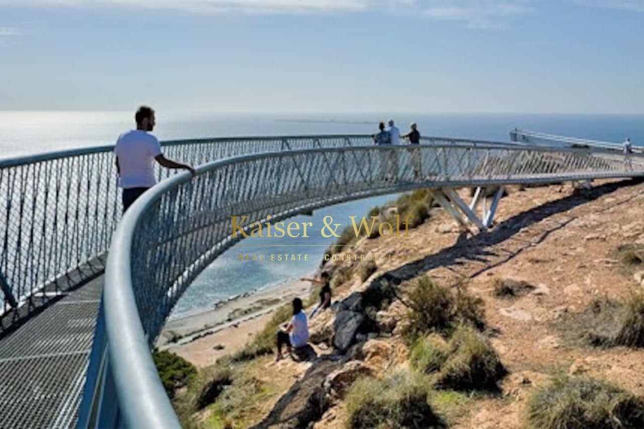 4 slaapkamer Bungalow te koop in Gran Alacant met zwembad - € 239.000 (Ref: 9302818)