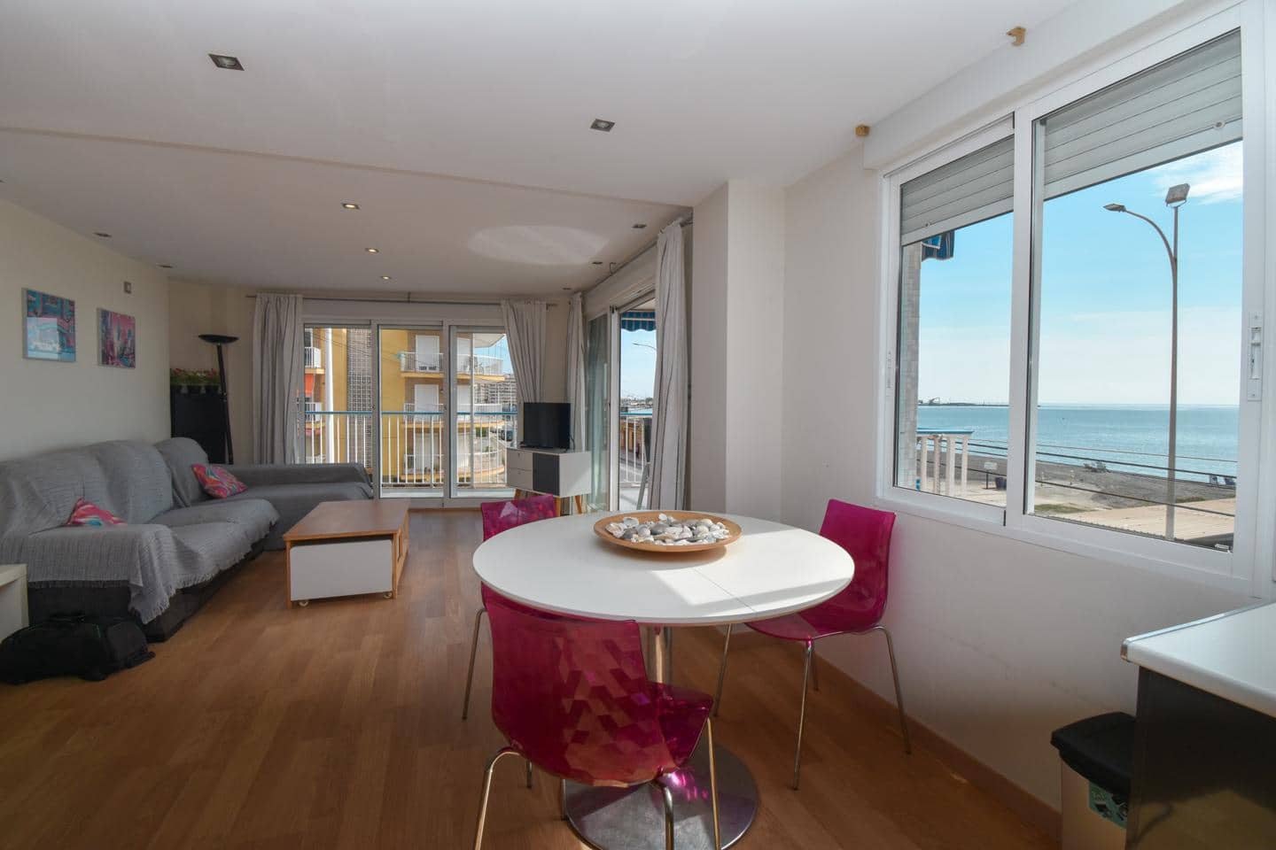 2 bedroom Flat for sale in Santa Pola with garage - € 370,000 (Ref: 9332750)