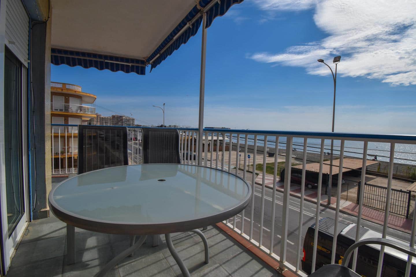 2 bedroom Flat for sale in Santa Pola with garage - € 370,000 (Ref: 9332750)