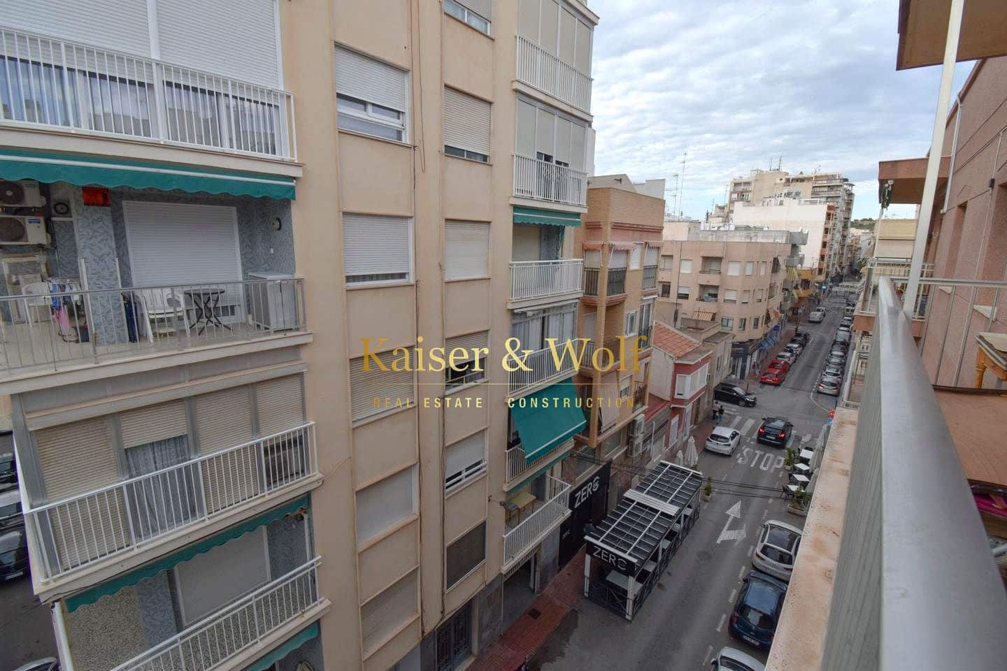 2 bedroom Flat for sale in Santa Pola - € 180,000 (Ref: 9338650)