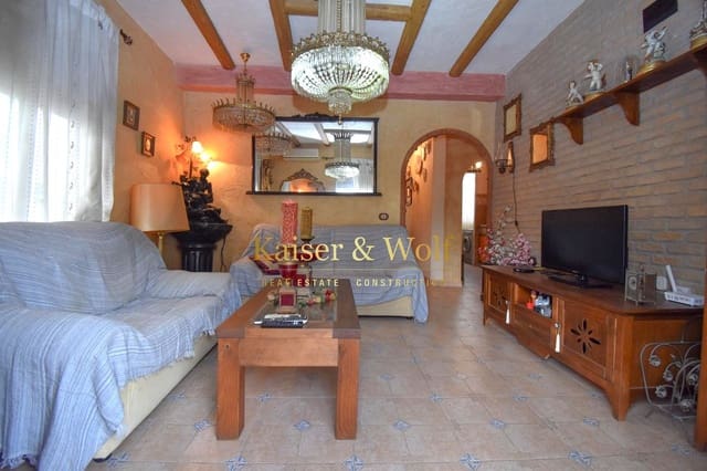 2 bedroom Flat for sale in Centro, Santa Pola - € 180,000 (Ref: 9338650)