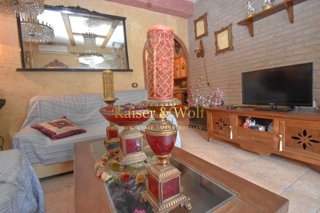 2 bedroom Flat for sale in Centro, Santa Pola - € 180,000 (Ref: 9338650)