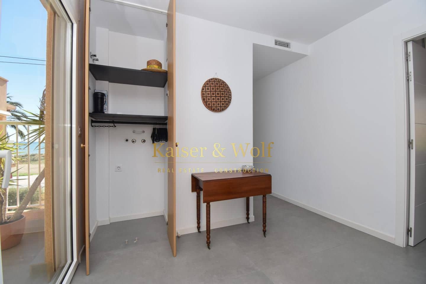 2 bedroom Flat for sale in Santa Pola - € 580,000 (Ref: 9363439)