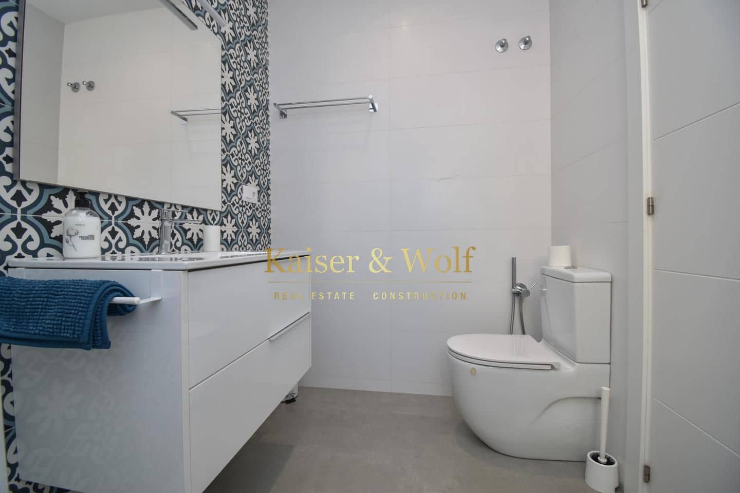 2 bedroom Flat for sale in Santa Pola - € 580,000 (Ref: 9363439)