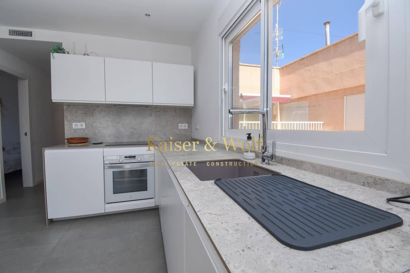 2 bedroom Flat for sale in Santa Pola - € 580,000 (Ref: 9363439)