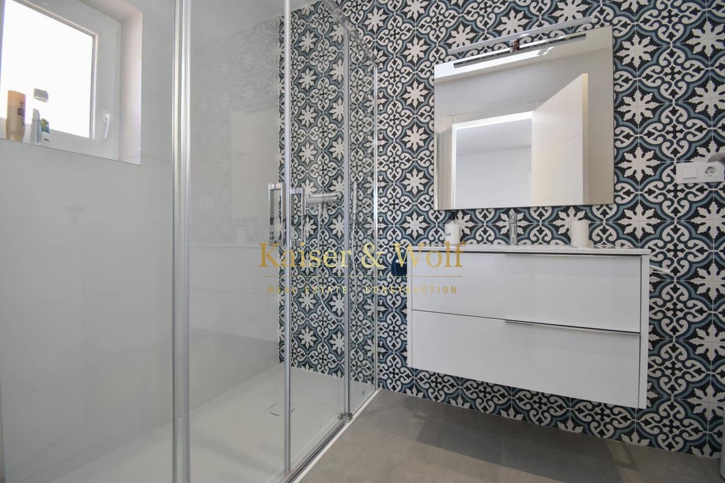 2 bedroom Flat for sale in Santa Pola - € 580,000 (Ref: 9363439)