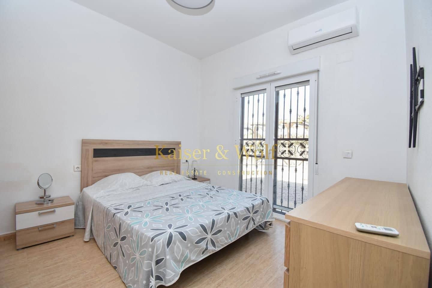 4 bedroom Finca/Country House for sale in Albatera with pool - € 330,000 (Ref: 9372312)