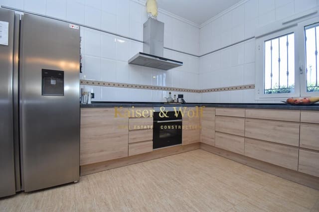 4 slaapkamer Finca/Landhuis te koop in Albatera met zwembad - € 330.000 (Ref: 9372312)