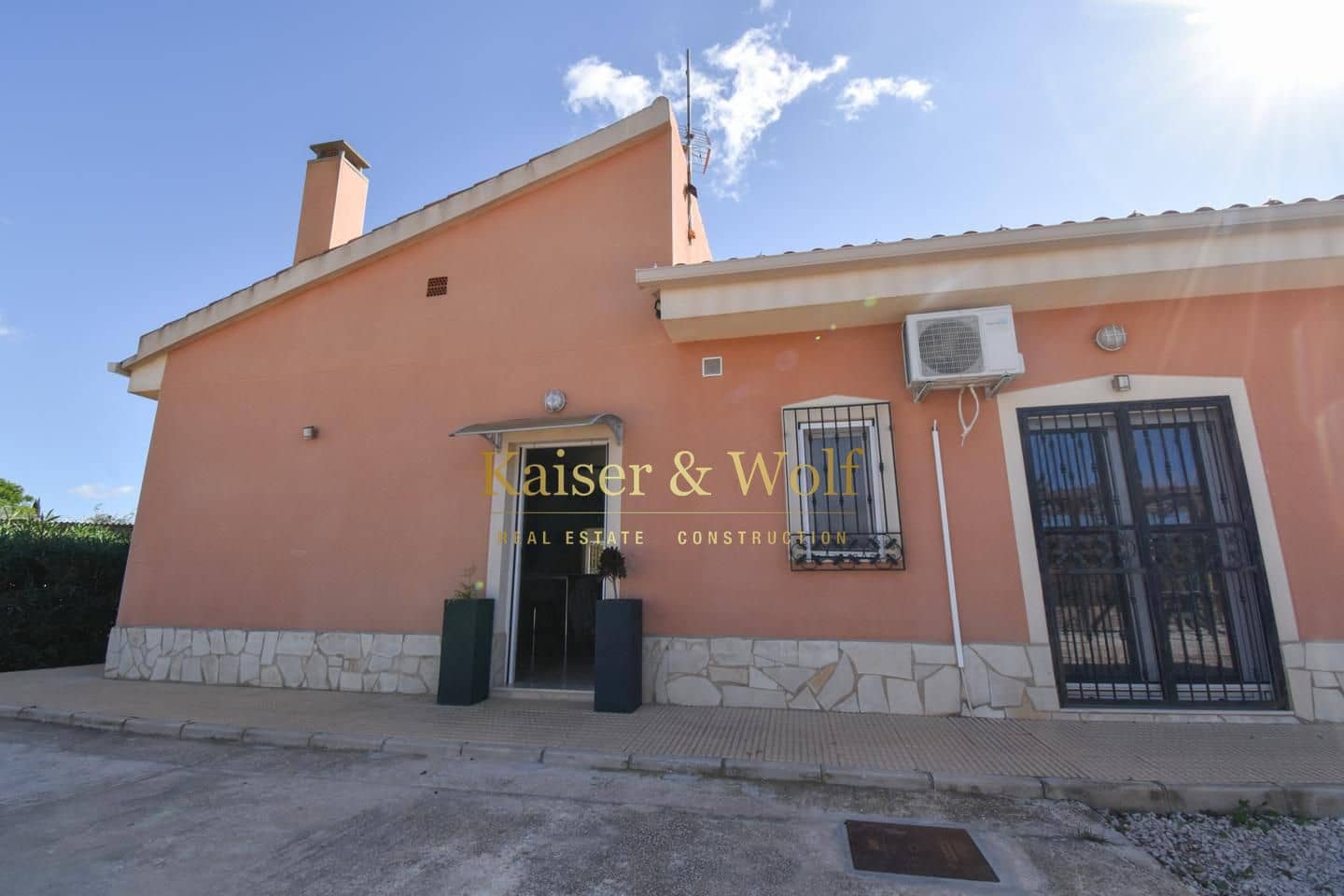 4 bedroom Finca/Country House for sale in Albatera with pool - € 330,000 (Ref: 9372312)