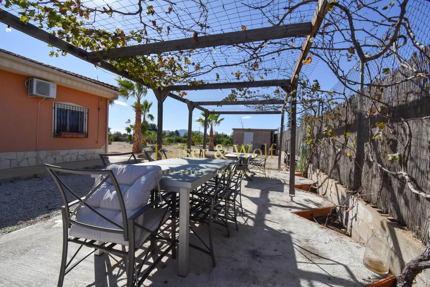 4 bedroom Finca/Country House for sale in Albatera with pool - € 330,000 (Ref: 9372312)