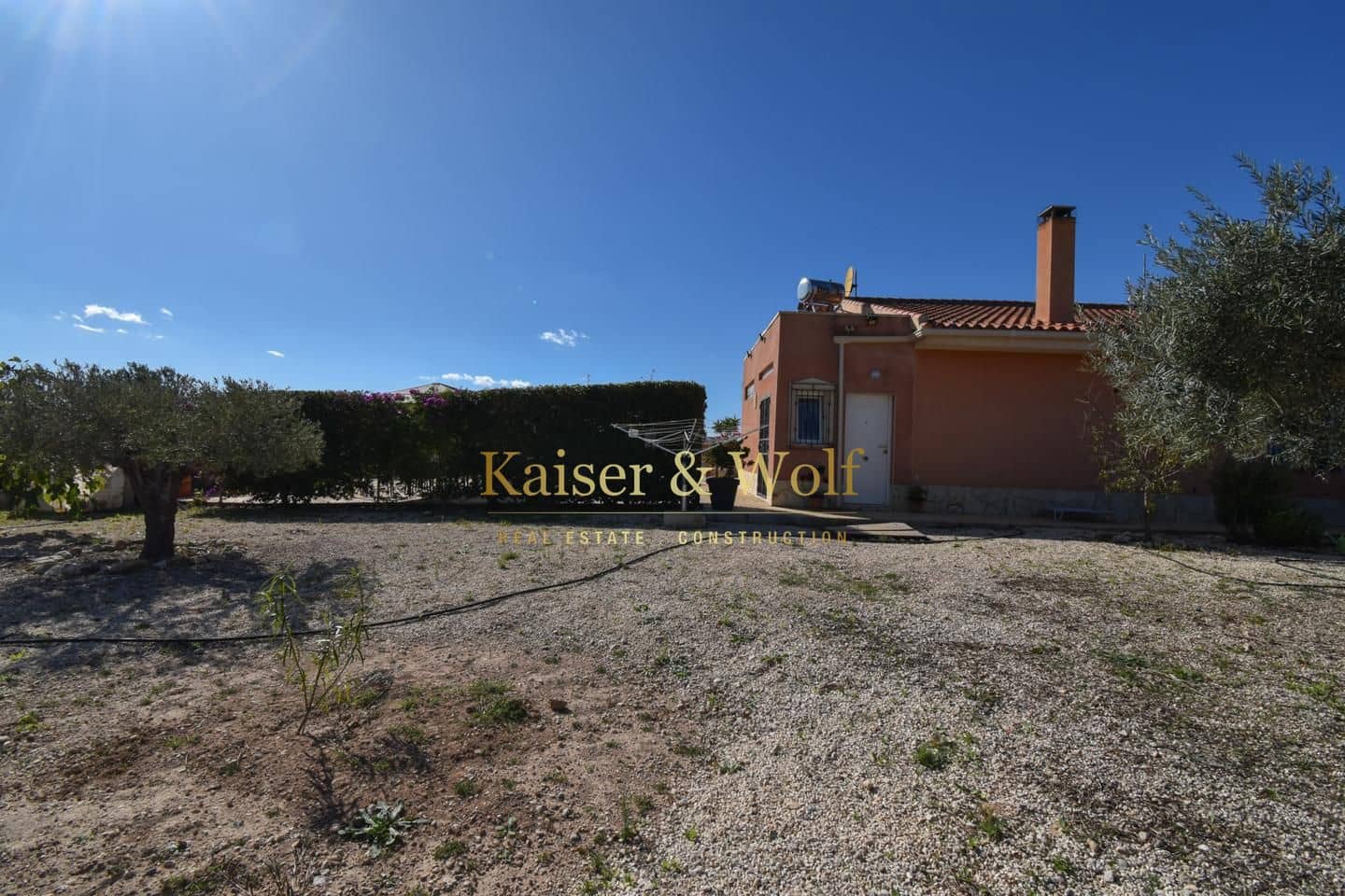 4 bedroom Finca/Country House for sale in Albatera with pool - € 330,000 (Ref: 9372312)