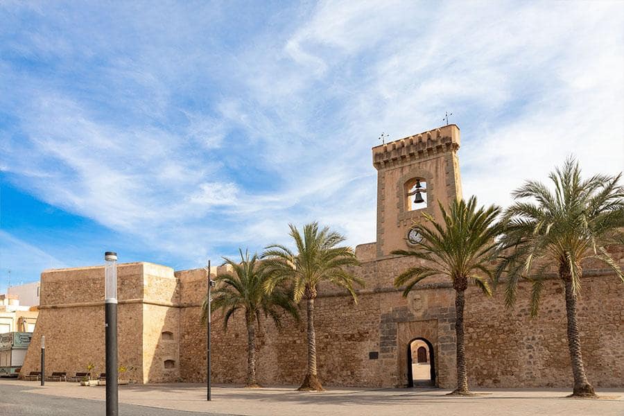 2 sovrum Bungalow att hyra i Santa Pola - 1 100 € (Ref: 9378544)