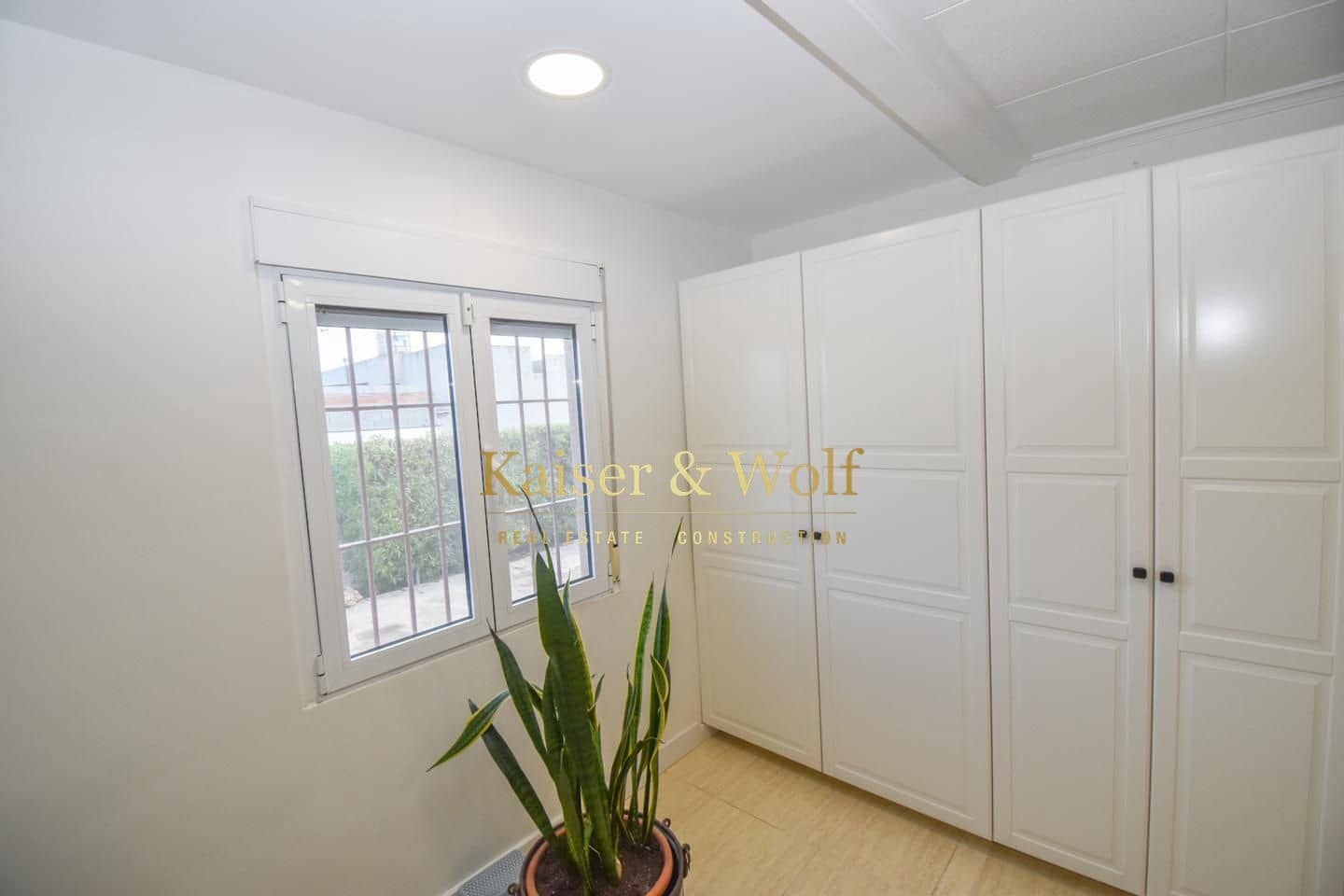 4 bedroom Finca/Country House for sale in Las Bayas with pool - € 310,000 (Ref: 9401043)