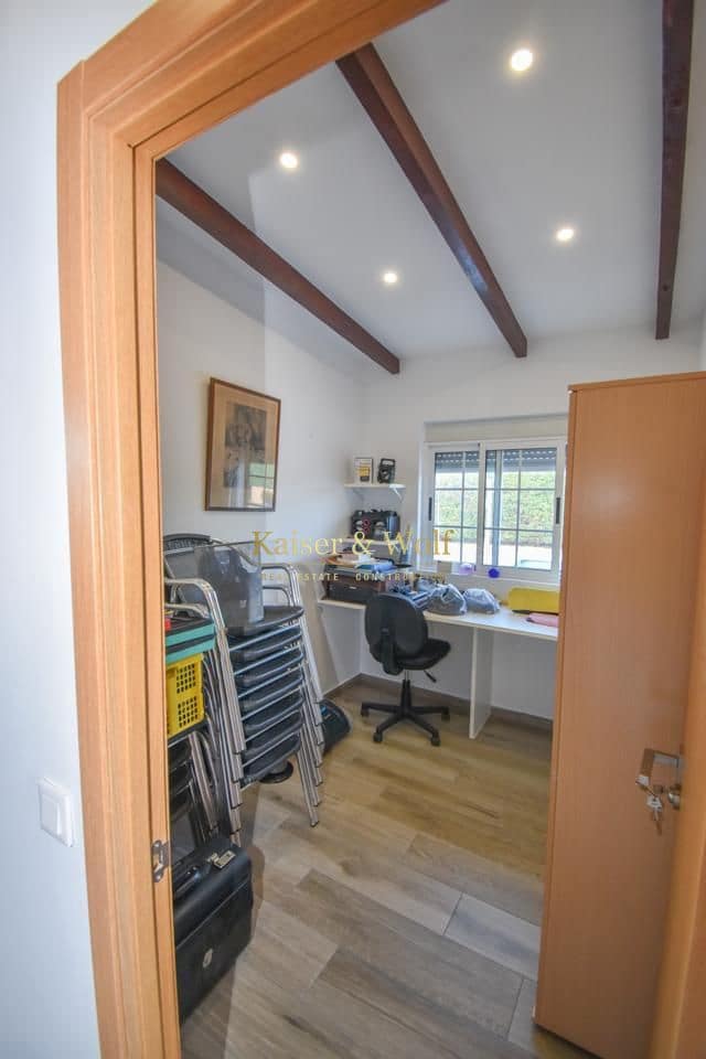 4 bedroom Finca/Country House for sale in Las Bayas with pool - € 310,000 (Ref: 9401043)